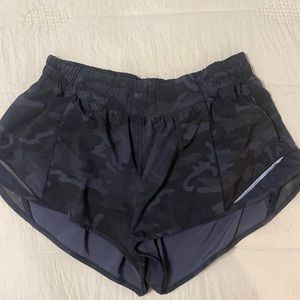 Lulu Hotty Hot LR shorts